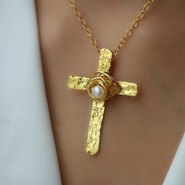 Lure Handmade Cross with Natural Pearl