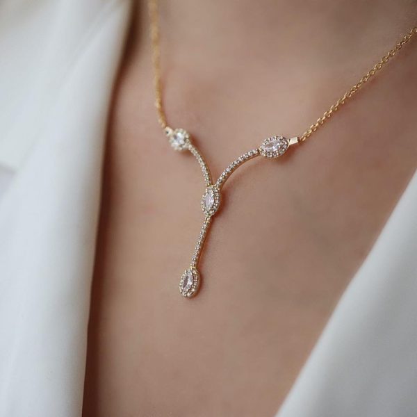 Bridal Rosetta Necklace Lure