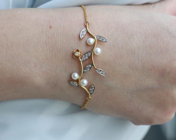 Handmade Gold Flower Bracelet by Triantafyllos 14k - Image 2